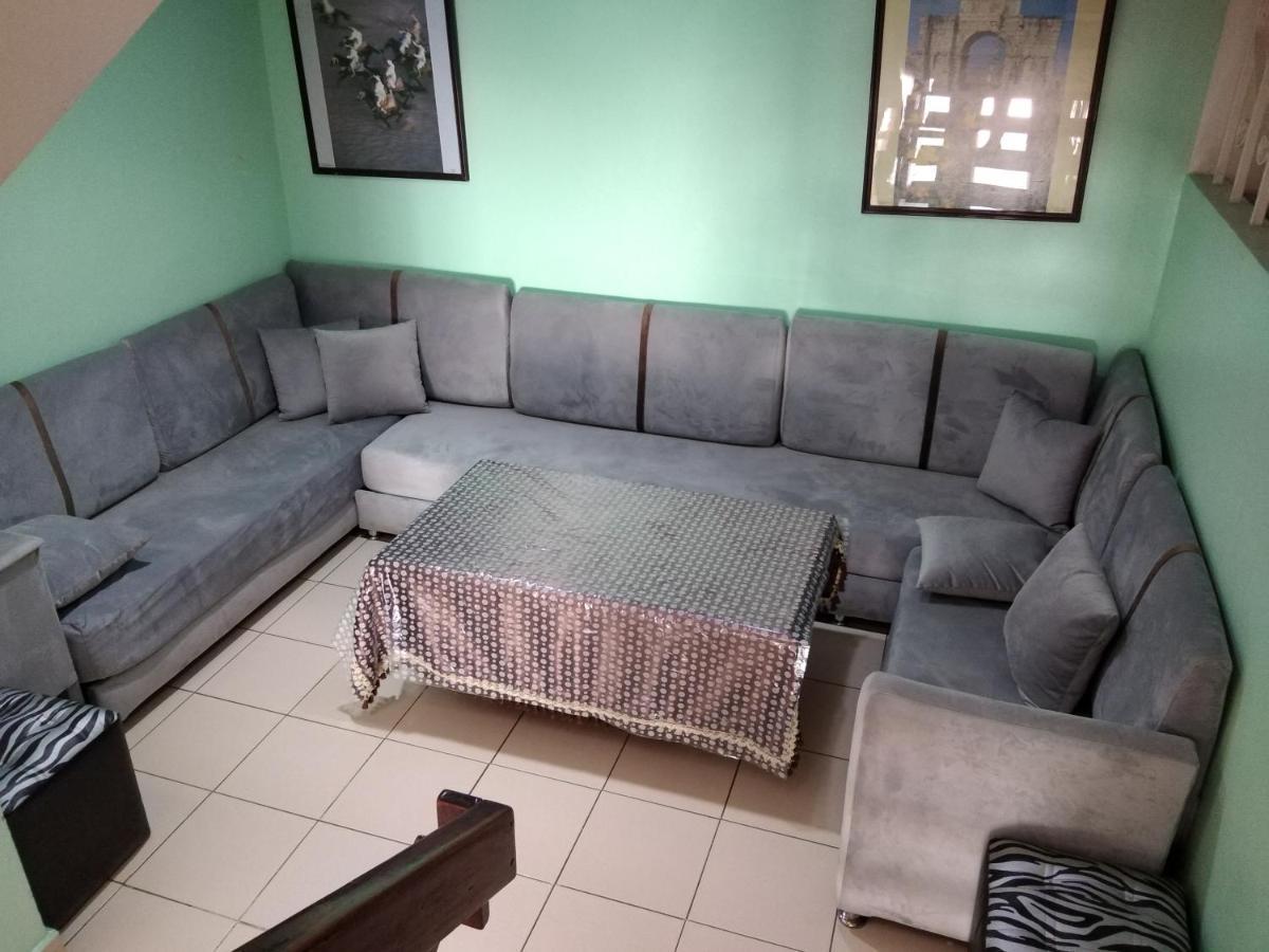 Petite Suede Hotel *